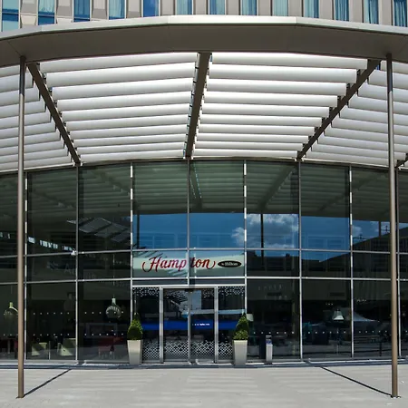 Hotel Hampton By Hilton Arena Boulevard 3*