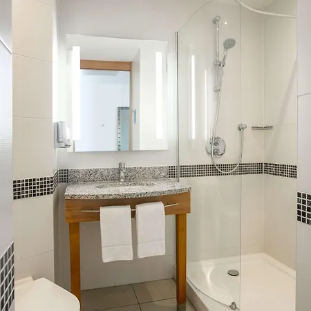 Hampton By Hilton Arena Boulevard Hotel