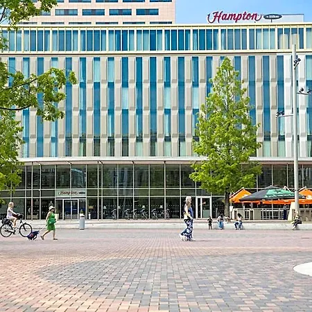 Hampton By Hilton Arena Boulevard 3*
