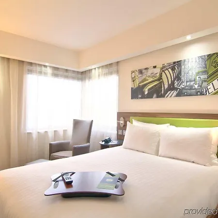 Hampton By Hilton Arena Boulevard Hotel