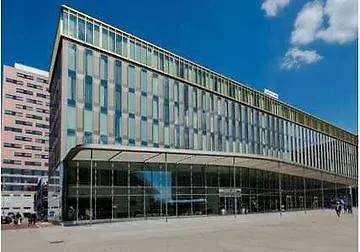 Hampton By Hilton Arena Boulevard Hotel 3*