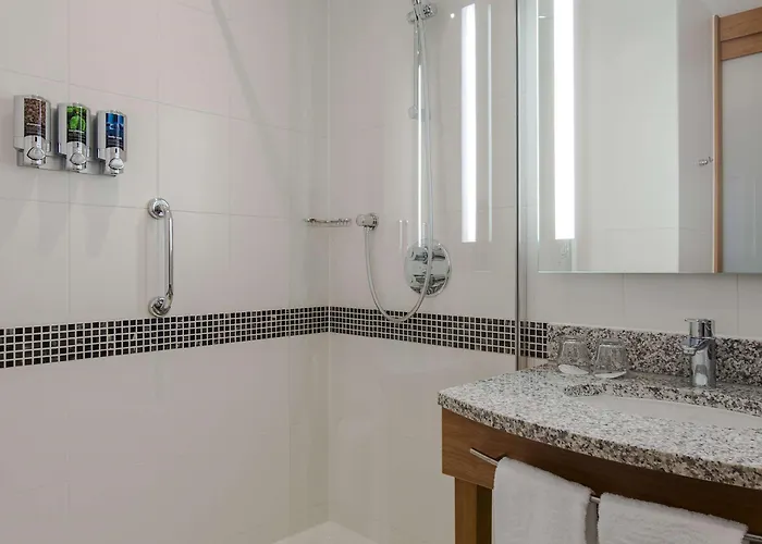 Hampton By Hilton Arena Boulevard Hotel 3*