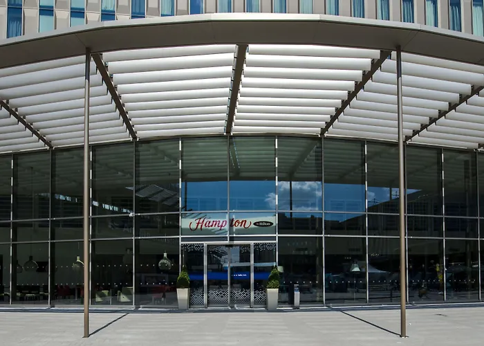 Hotel Hampton By Hilton Arena Boulevard 3*