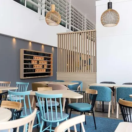 מלון Hampton By Hilton Arena Boulevard