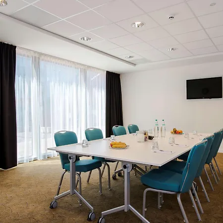 Hampton By Hilton Arena Boulevard