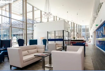 Hampton By Hilton Arena Boulevard מלון 3*